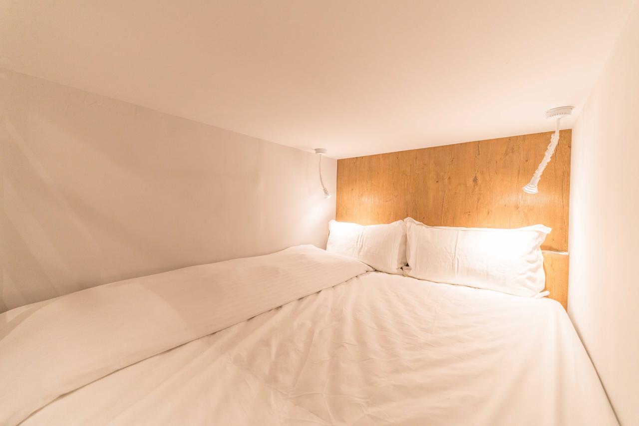 Phoenix Hostel Kota Hualien Bagian luar foto